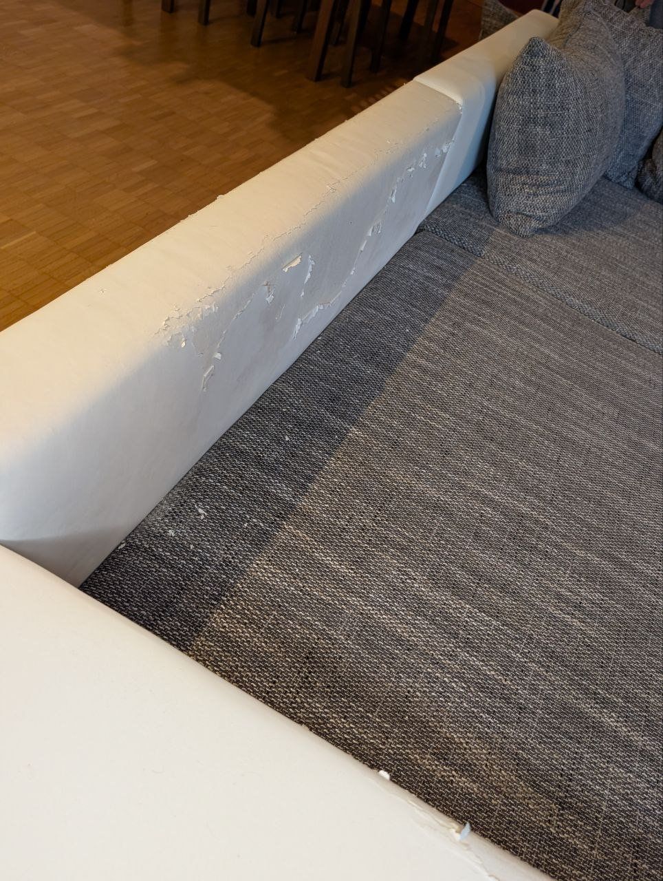 Sofas: Ecksofa – Gebraucht aus Adliswil von 7im_7bbv 2