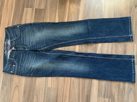 Jeans Gösse 38 Neuwertig