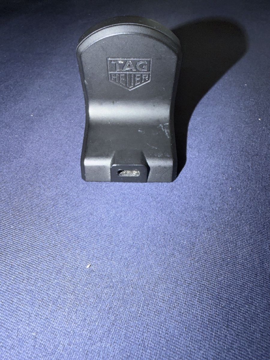 Accessori per Smartwatch: TAG Heuer Connected E4 Charging Dock  – Usato da Fällanden venduto da gab_rs7x 1