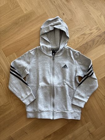 Sweatjacke von Adidas, Grösse 140