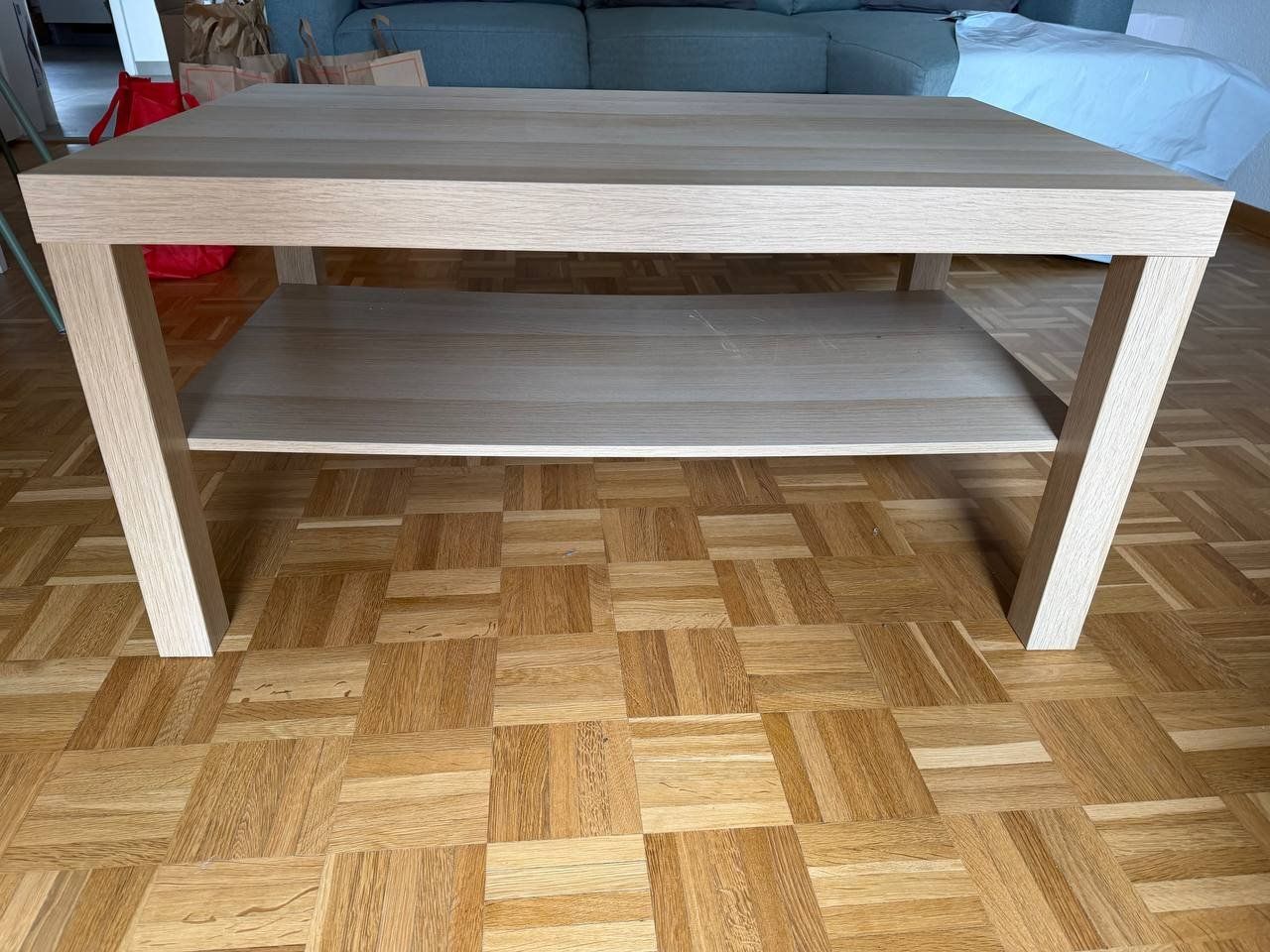 Ikea Tables: Table basse de salon comme neuve acheté sept 2025 – D'occasion à Vevey par Pat_Vevey 1