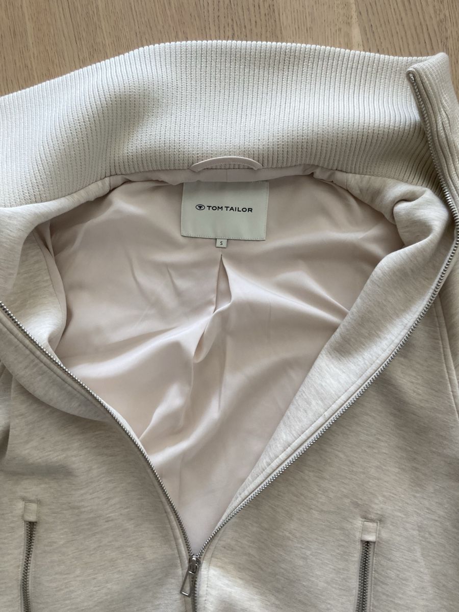 Tom Tailor Giacche: Fabrikneue Tom Tailor Jacke, Gr. S, Beige! – Nuovo e nell'imballaggio originale da Otelfingen venduto da pat_8jmb 4