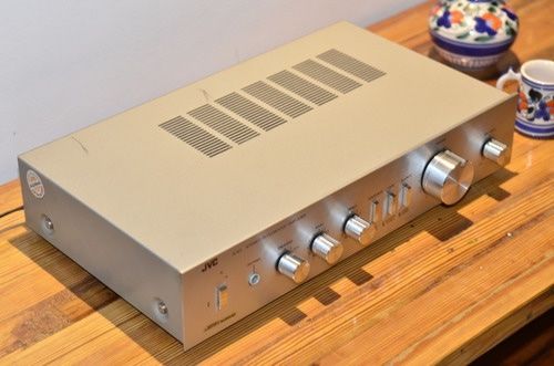 JVC Amplificatori: JVC A-S3 Stereo integrierter Verstärker – Usato da Trimbach venduto da SABO-61 2