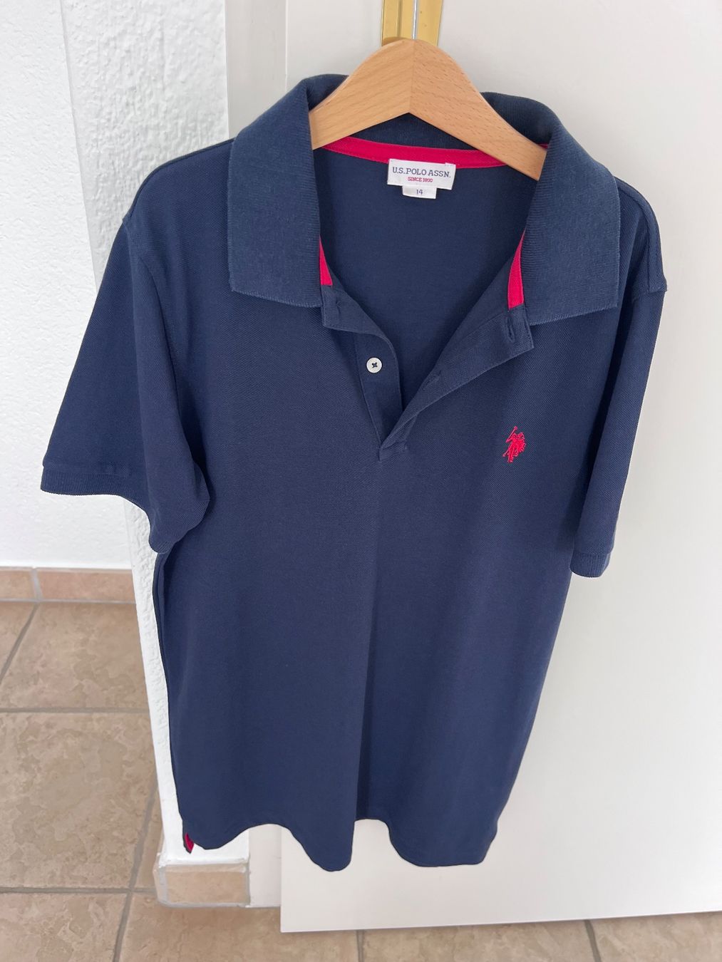 Chemises, T-shirts & Polos: Poloshirt – Neuf (Voir description) à Roggwil BE par KarotteV 2