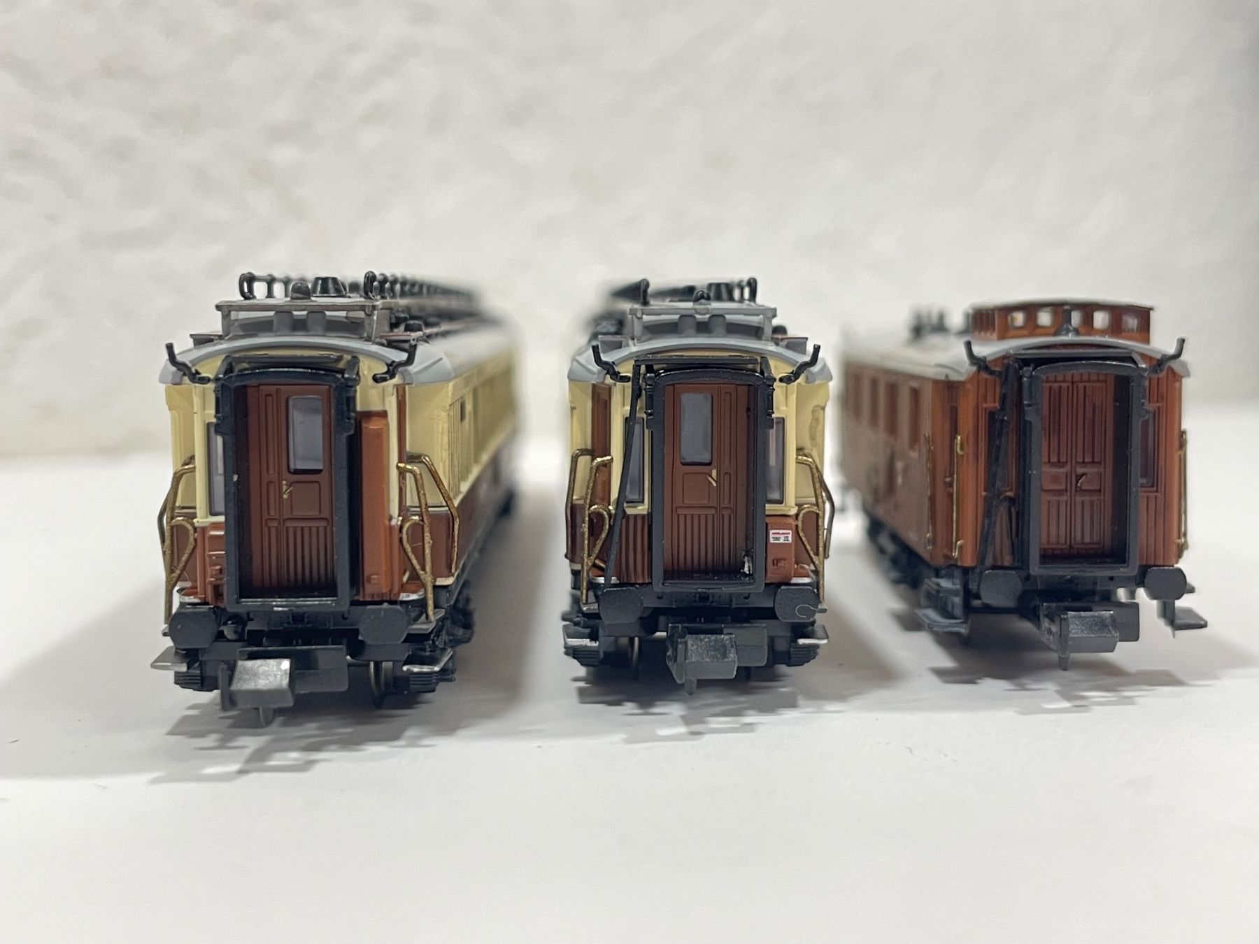 Hobbytrain Modellini di ferrovie: Hobbytrain H22102 3 teiliges Simplon-Express CIWL Set – Nuovo (secondo la descrizione) da Wilderswil venduto da Modellbahn-Shop-Moll 6
