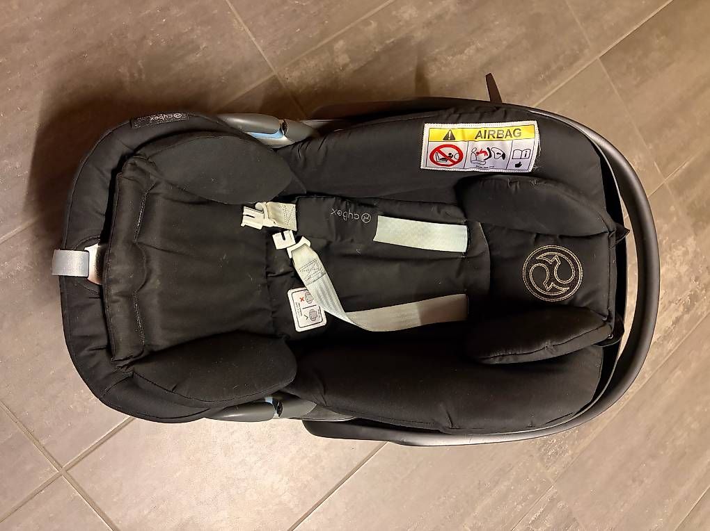 Seggiolini per auto: Cybex Autositz + Babyschale und Isofix – Usato da Baar venduto da valeriaturnes 2