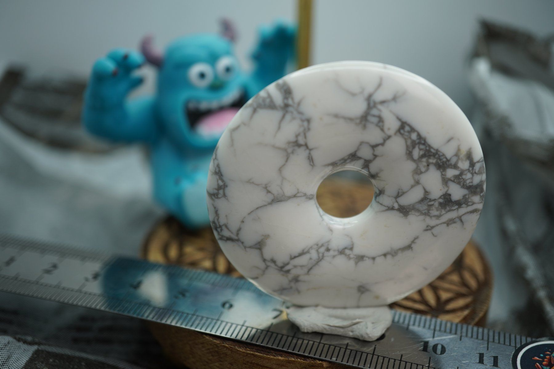 Minerali & Pietre curative: Howlith   Pi Scheibe  ca 50mm   ab  1.-     Räumung – Nuovo e nell'imballaggio originale da Eschenbach SG venduto da topstone 4