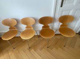 4 chaises Arne Jacobsen « Ant » en bois pour CHF 800