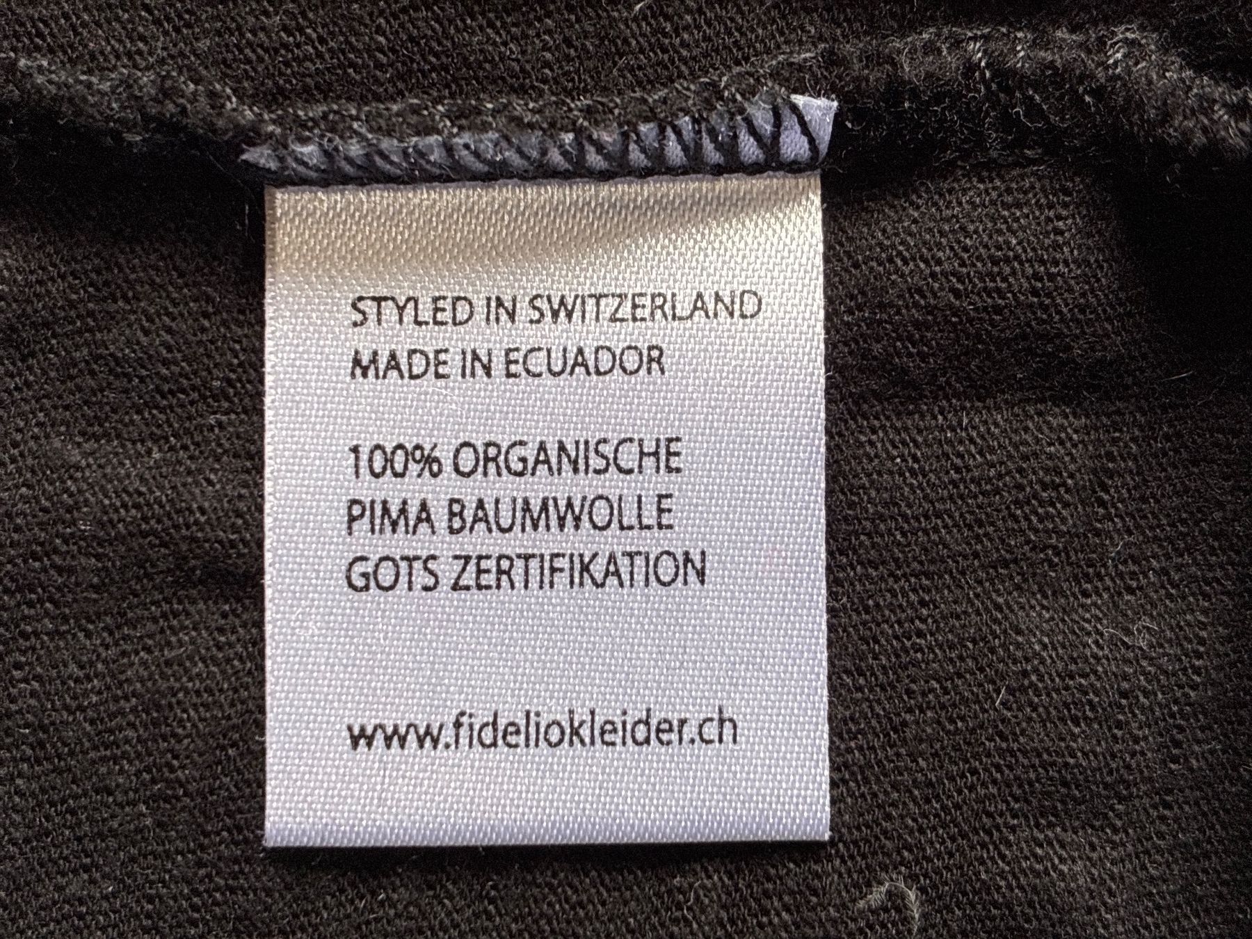 T-shirt: Fidelio Langarm Shirt schwarz – Usato da Zürich venduto da Boognishh 4