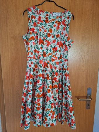 Sommerkleid mit Blumenmuster Grösse 42
