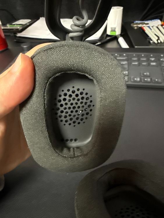 Logitech Zone Vibe 100 2