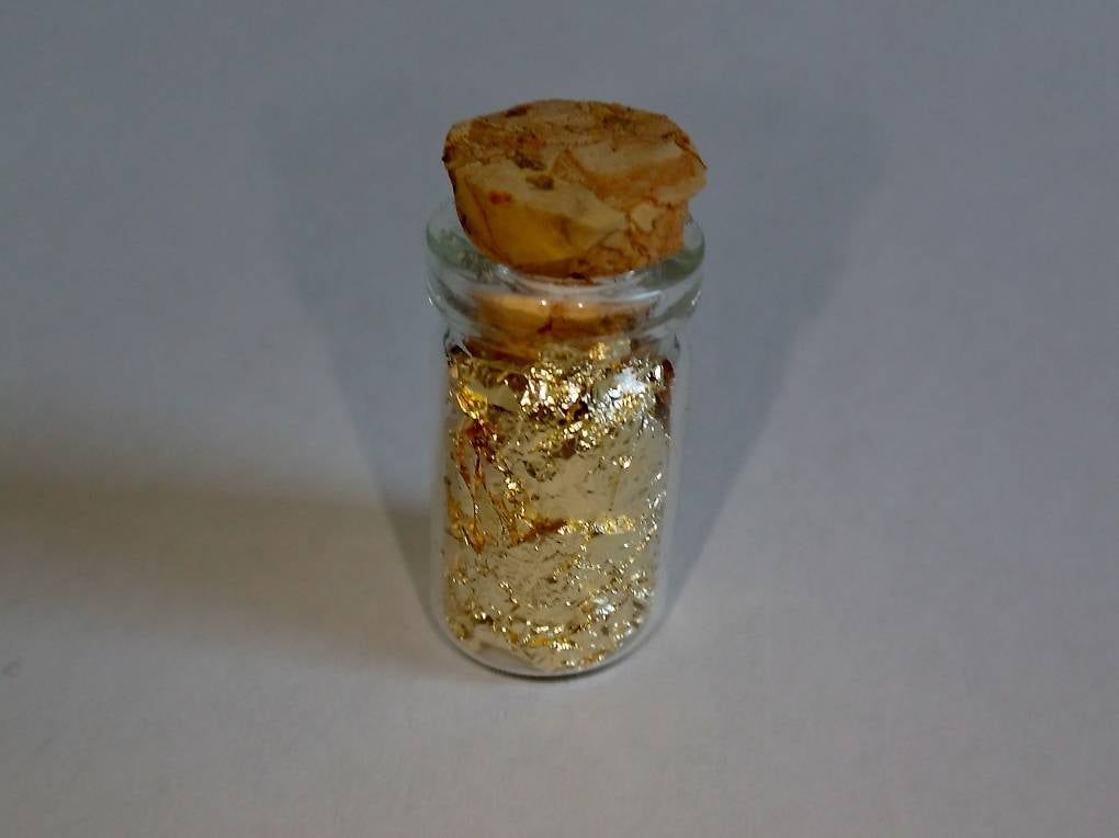 Gas-Geräte & -Technik: Gold in Glasflasche – Gebraucht aus Winterthur von Membran95
