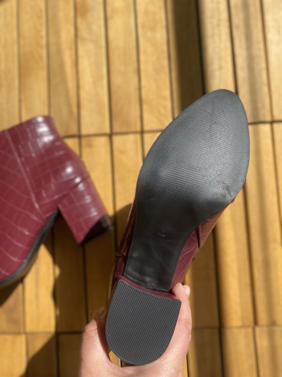 Damenschuhe: Burgundy Ankle Boots - Size 42 - Croc Embossed Leather – Neu und originalverpackt aus Safenwil von rgs_tg62 3