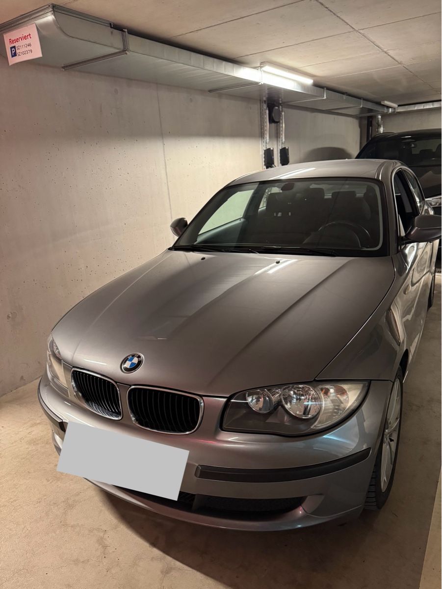 BMW Autos: BMW 116i, 3-Türer, Jahr 2010 – Gebraucht aus Altendorf von FF_26 1