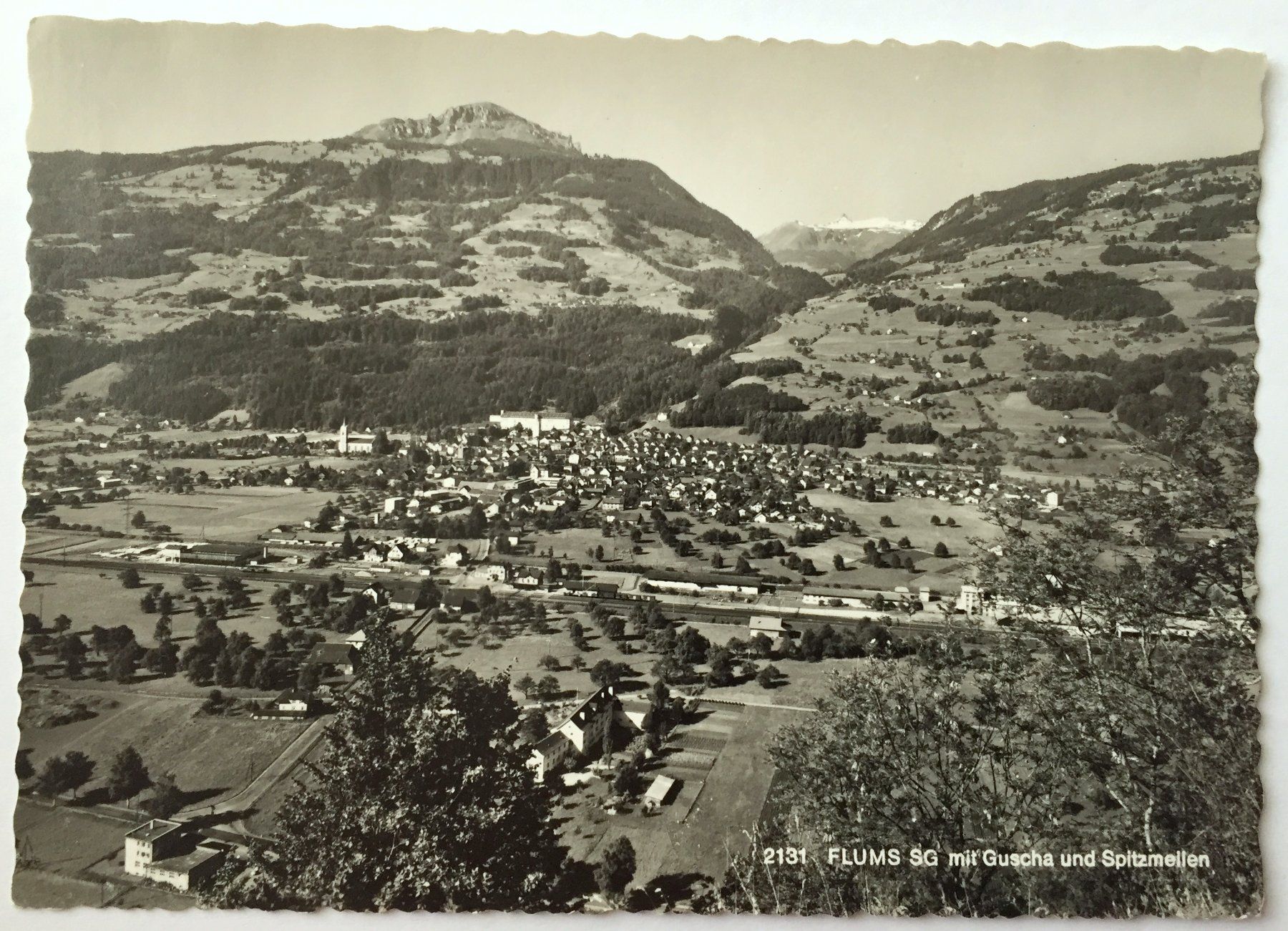 Cartoline postali: FLUMS SG mit Guscha und Spitzmeilen – Nuovo (secondo la descrizione) da Jona venduto da philajona