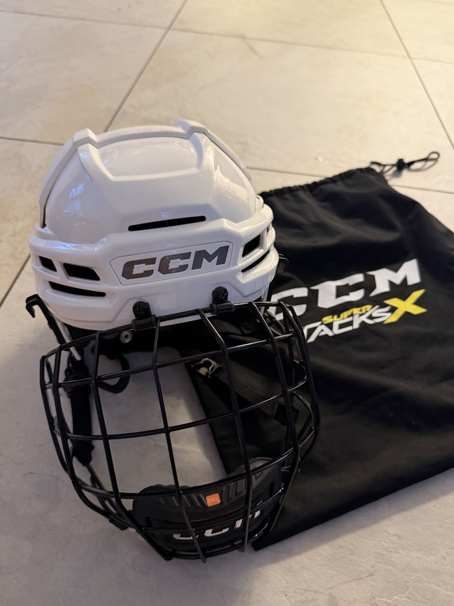 Ccm Caschi: Eishockey Helm – Nuovo (secondo la descrizione) da Chur venduto da sarav33