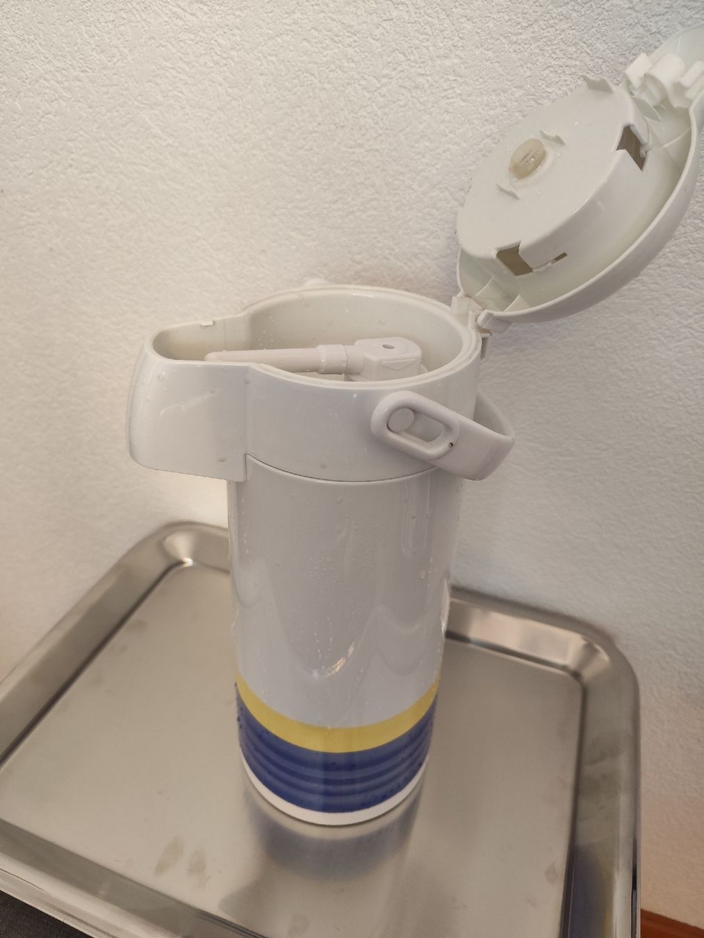Teekannen: Thermoskanne – Gebraucht aus Brugg AG von Amei24