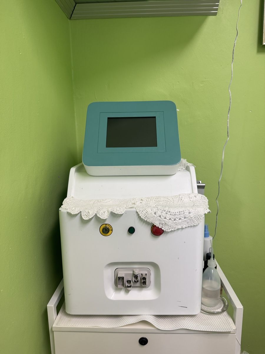 Attrezzature mediche: IPL/SHR Lasergerät zu verkaufen – Usato da Wallisellen venduto da ara_kl5p