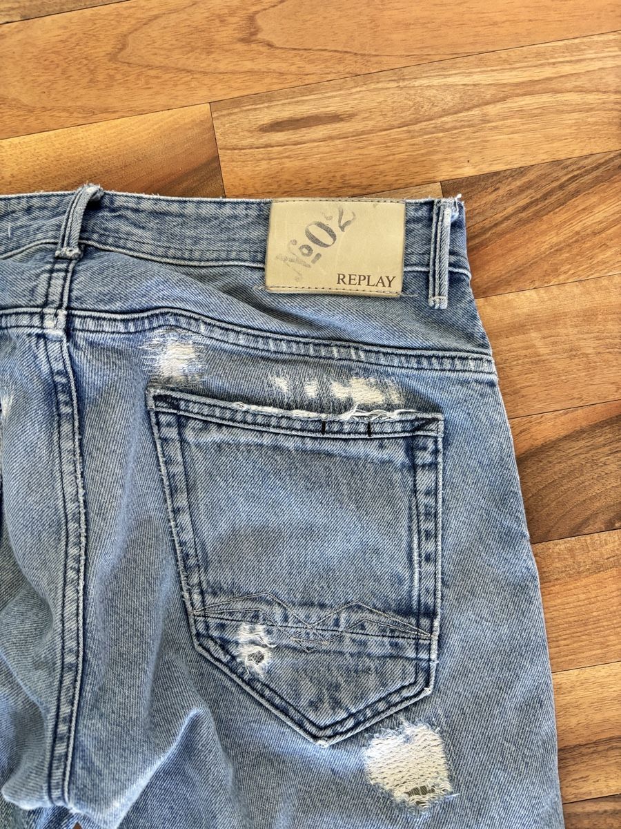 Replay Jeans: Replay Jeans, THYBER, Gr.30, hellblau, modisch destroyed – Usato da Embrach venduto da Roniiii 6