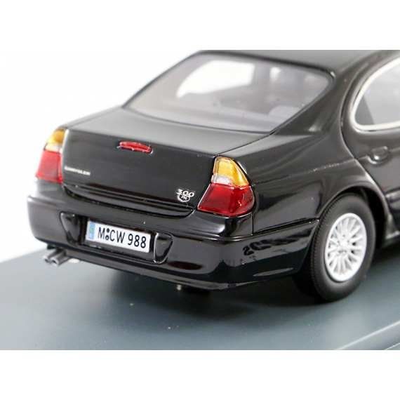 Chrysler Modellini d'auto: Chrysler 300M (2002) – Nuovo e nell'imballaggio originale da Flawil venduto da Imperiosud 3