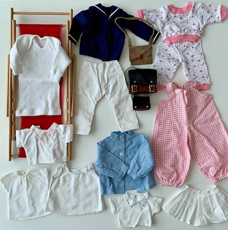 Bambole: Lot de 4 poupées SASHA de collection avec accessoires – Usato da La Tour-de-Peilz venduto da K_L 1