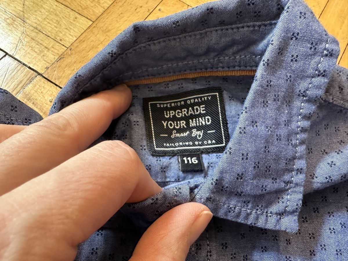 C&A Chemises, T-shirts & Polos: Hemd C&A 116 – D'occasion à Zürich par Paleardi 2