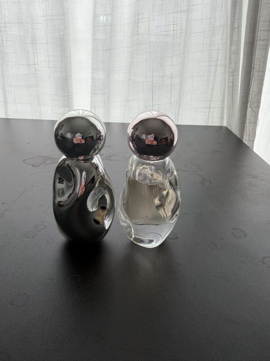 Profumi & Eau de Toilette: Kylie Jenner Parfüm, 2 Stück fast voll – Usato da Bern venduto da hellofashion721