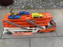 Hot Wheels Mega Transporter mit Autos, Rennbahn! Komplett