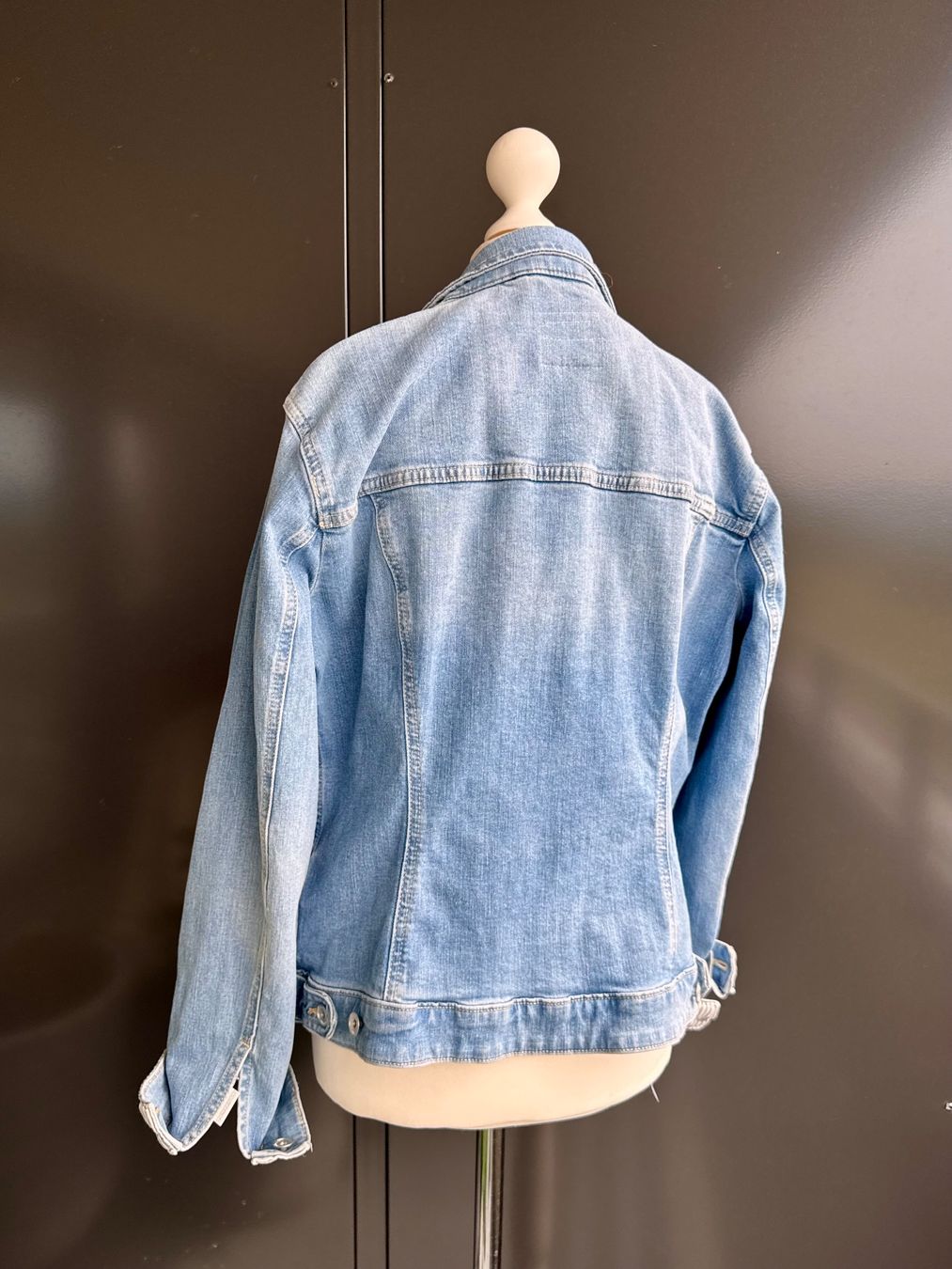 Tom Tailor Giacche: Tom Tailor Jeans Jacke Gr. XL Hellblau – Usato da Rothrist venduto da Fondgruebe 2