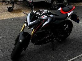 Mottorad Qjmotor srk 125s