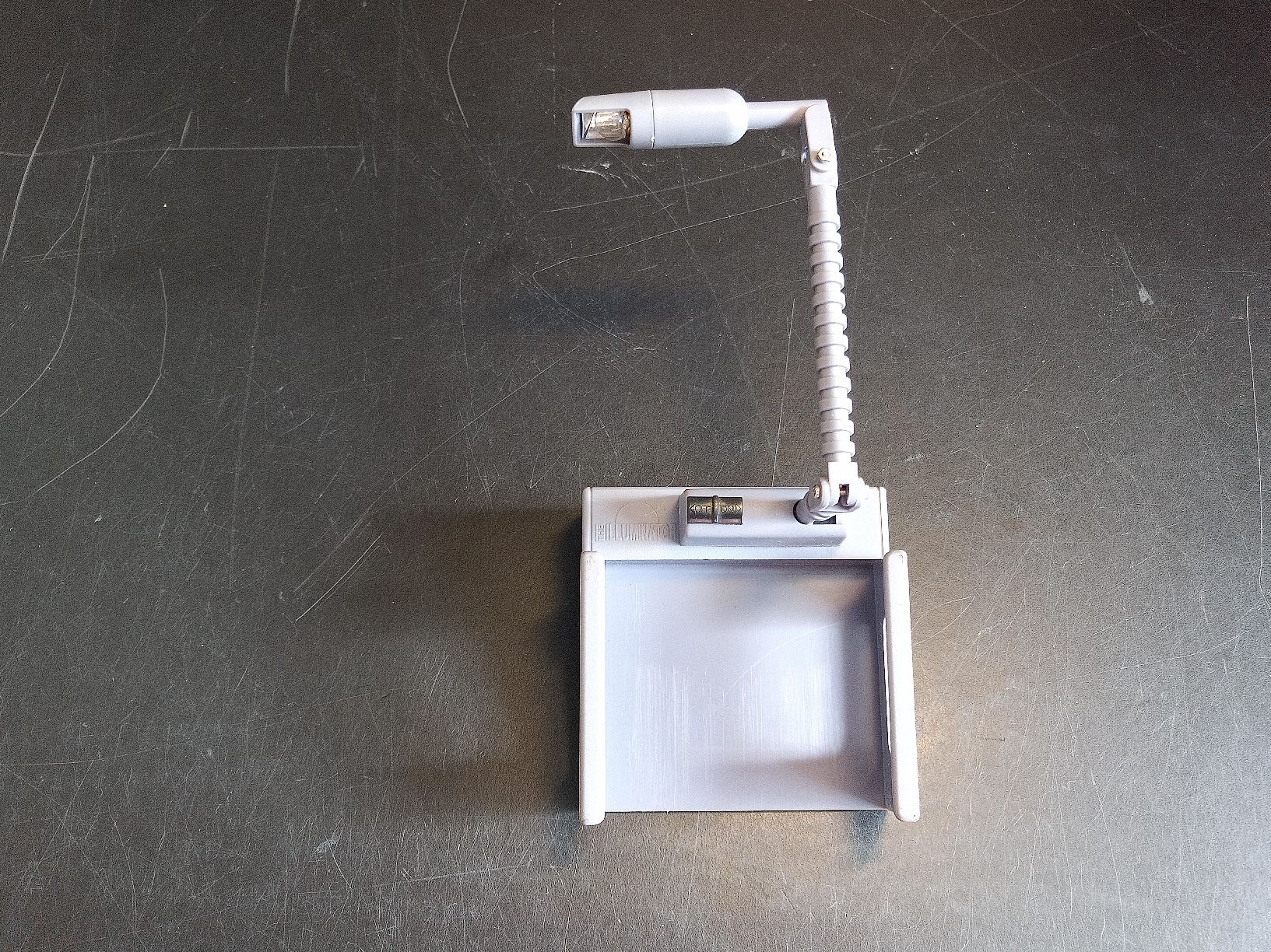 Nintendo Console: Game Boy "The Illuminator" Lampe - light accessory – Usato da Reiden venduto da Zofi-Brocki 1