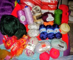 Restepaket mit vielen verschiedenen Materialien