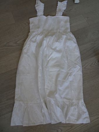 Kleid 100 % Baumwolle weiss, neu, Rock gefüttert Gr. 42
