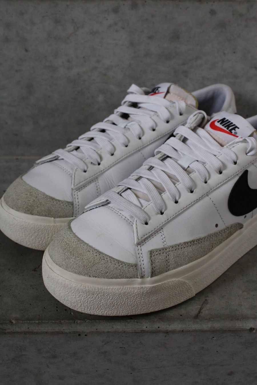 Nike Scarpe da uomo: Nike Blazer Low '77 Platform Sneakers – Usato da St. Gallen venduto da look-twice 3