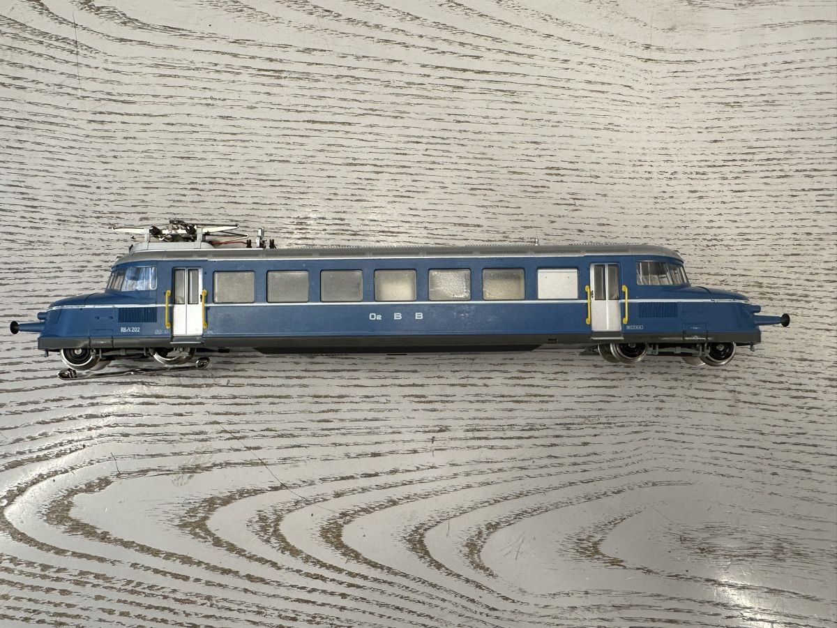 Märklin Modelleisenbahnen: Märklin 3127 OeBB RBe 2/4 Blauer Pfeil – Gebraucht aus Lupsingen von New-Haven 3