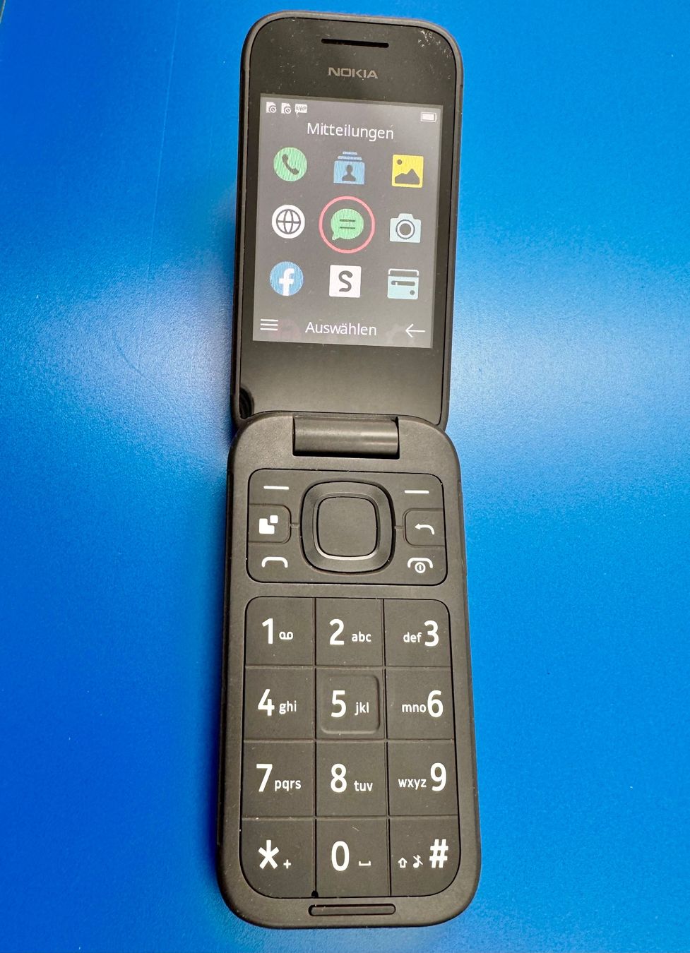 Nokia Handys / Smartphones: Nokia 2660 Flip 4G Dual SIM SIM Frei – Gebraucht aus Hermetschwil-Staffeln von Mobile2013 3