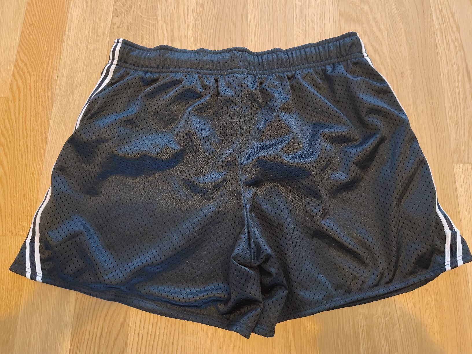 Nike Pantaloni: Nike Sport Shorts Gr. XL – Usato da Näfels venduto da ChocolateMuffin 1