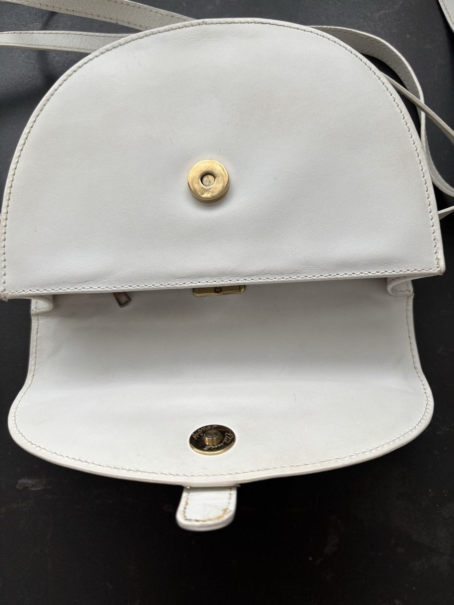 Aigner Borse da donna: AIGNER  weisse Leder Tasche – Usato da Buonas venduto da eluthi48 8