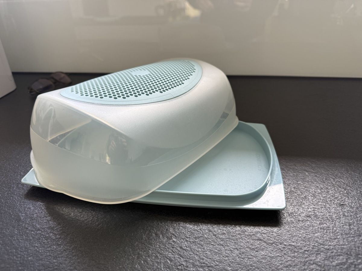Tupperware Contenitori & Simili: Cheesesmart von Tupperware Top Zustand! – Usato da Arth venduto da Mauerbluemchen 1