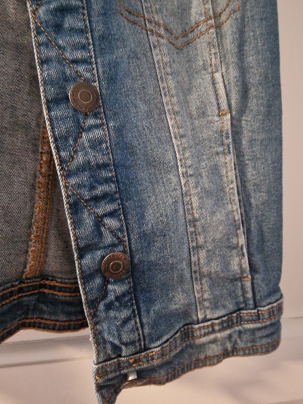 Gilets & Westen: Coole Jeansweste Gr. M - Top Zustand! – Neu (gemäss Beschreibung) aus Ottenbach von Claurin 1