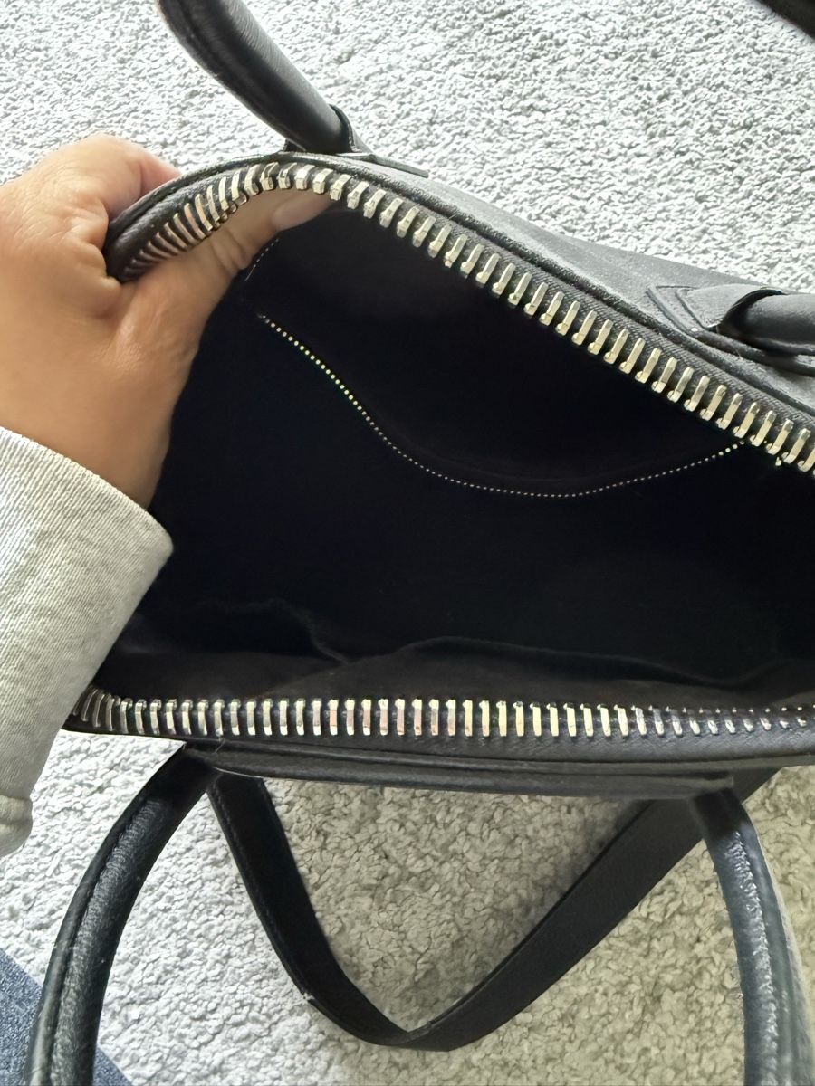 Givenchy Sacs: GIVENCHY ANTIGONA BAG – Neuf (Voir description) à Montagnola par TessaL 2