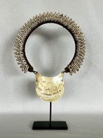Ethno Tribal Papua-Neu-Guinea  Halskette in Muschelstreifen