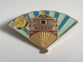 Pin Hard Rock Cafe Bali