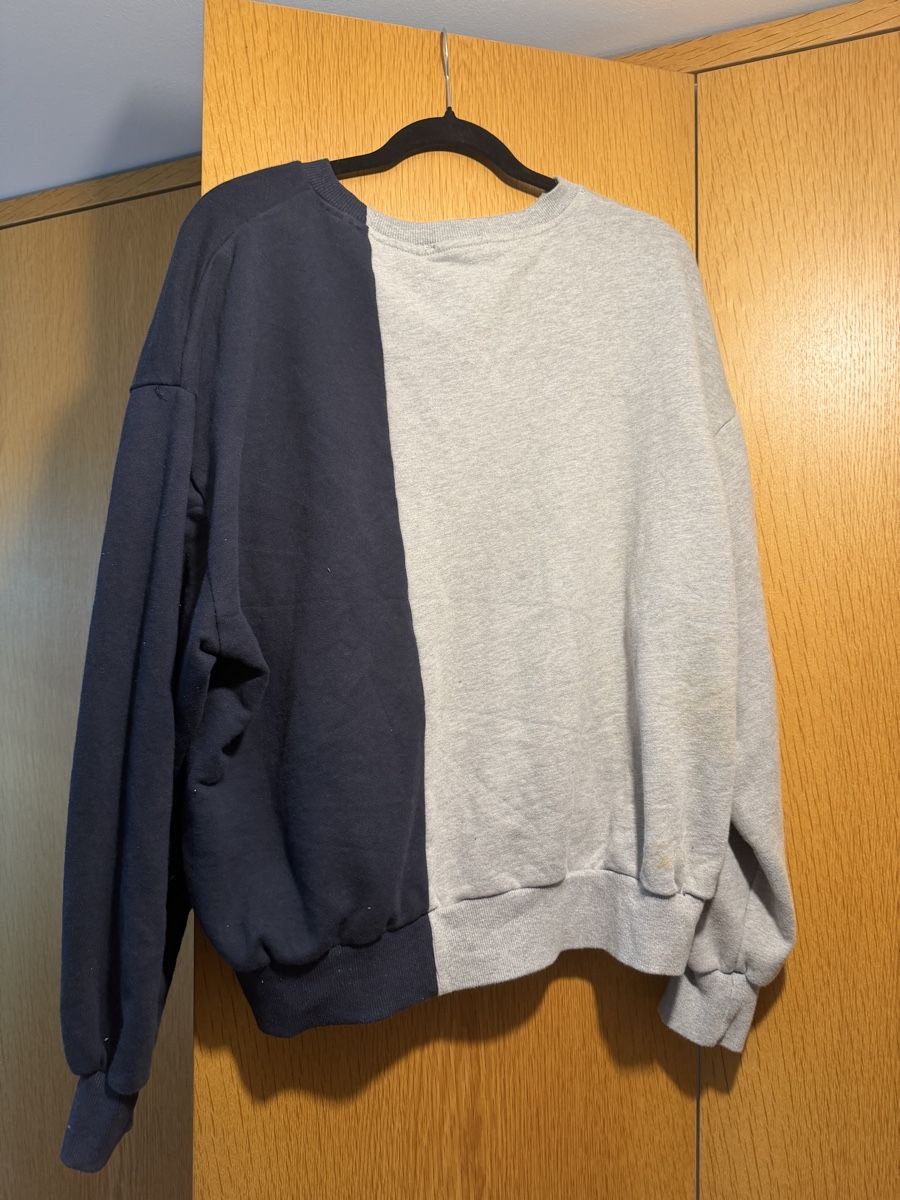 Pullover & Sweatshirts: Gosha Rubchinskiy Split/Combo Logo Sweatshirt in Grey/Navy – Neu (gemäss Beschreibung) aus Balzers von fab_vql9
