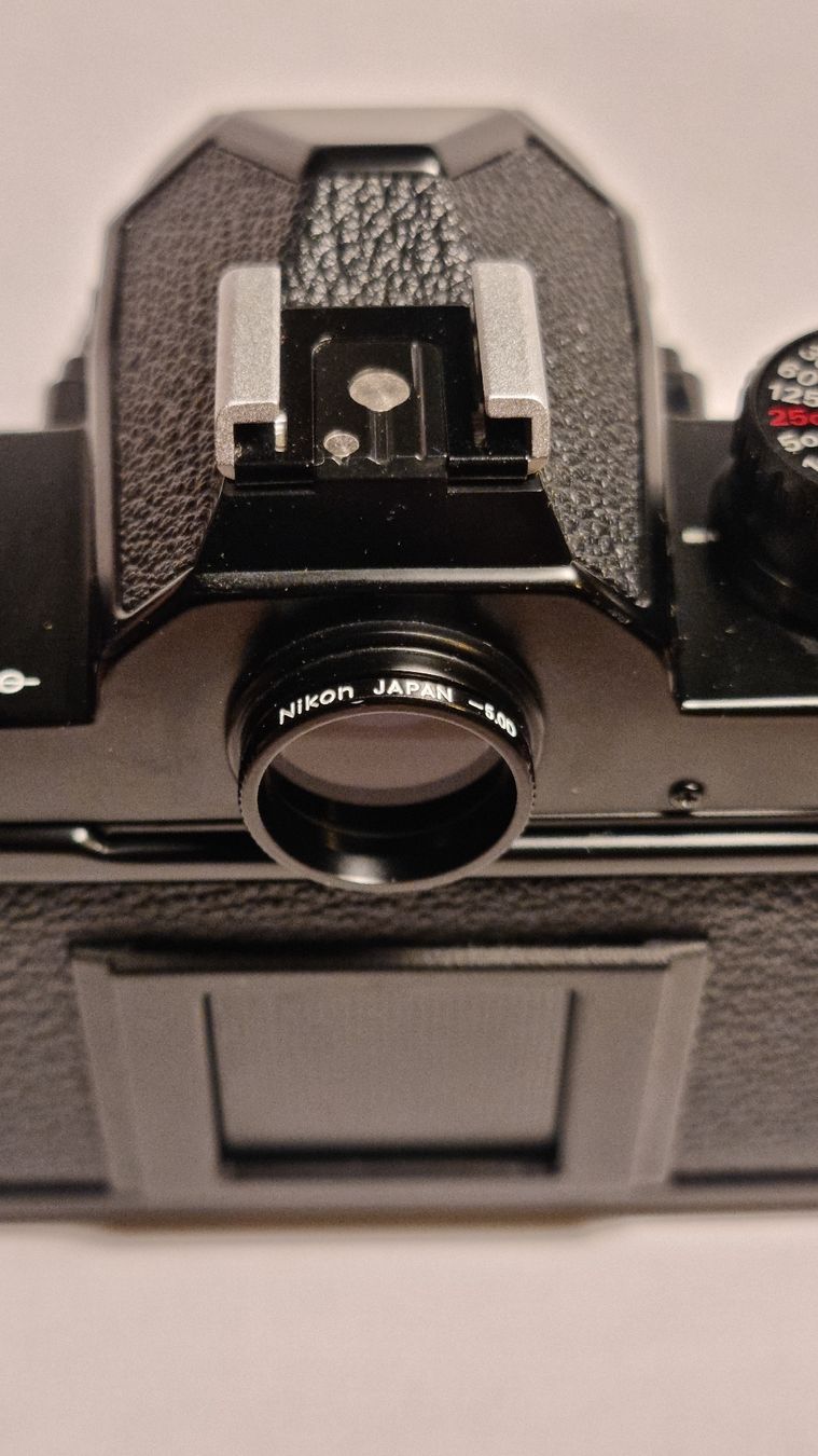 Nikon Fotocamera: Correcteur dioptrique -5.0D Nikon – Nuovo (secondo la descrizione) da Soyhières venduto da pal_dvh5