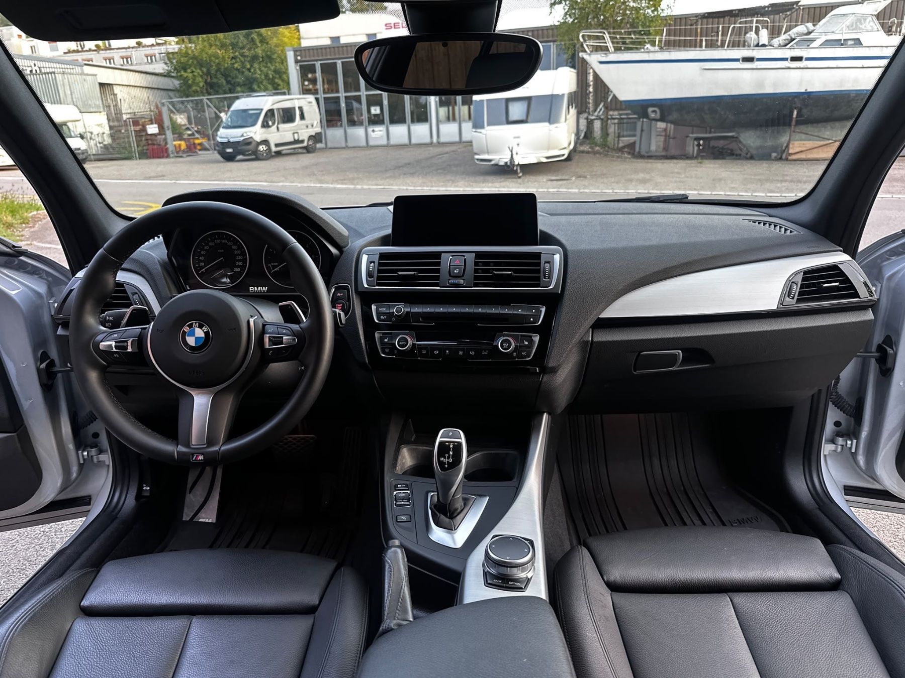 BMW Automobili: BMW 1er M-Paket x-Drive – Usato da Winterthur venduto da don_5dv6 4