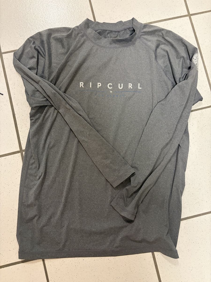 Rip Curl Costumi da bagno: Rip Curl Shirt UV Herren ca XL – Usato da Urdorf venduto da worldaround