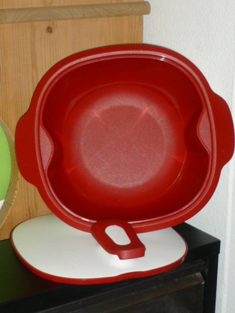 Tupperware Behälter & Ähnliches: TUPPERWARE 2.4 L. – Gebraucht aus St.Gallen von Anso 3