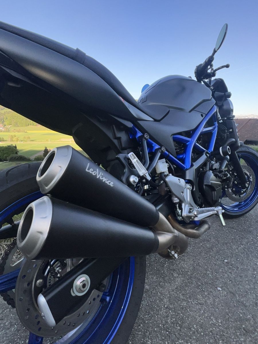 Suzuki Strada: SUZUKI SV650 – Usato da Thun venduto da Lololori 2