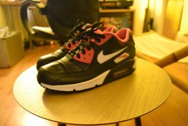 Nike Air Max 90 Damenschuhe, Schwarz/Rosa, Grösse 38.5